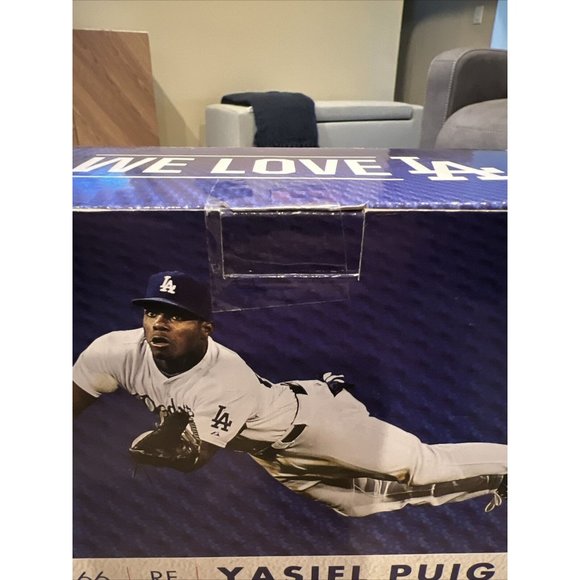 Yasiel Puig 2015 Los Angeles Dodgers Bobblehead SGA #66 NIB - Picture 13 of 15